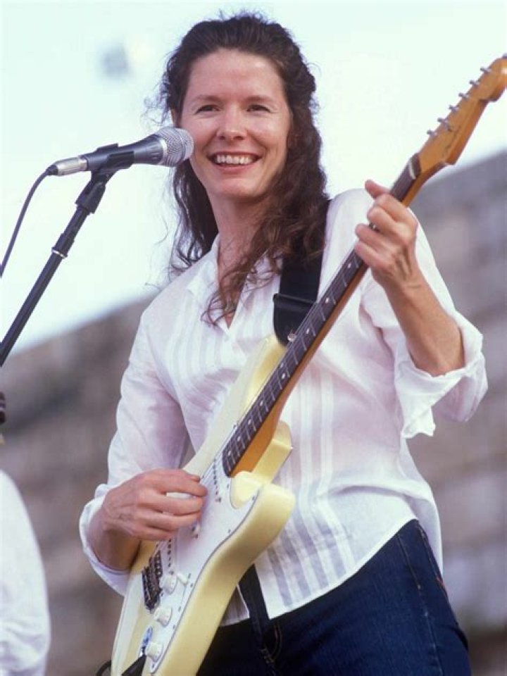 Edie Brickell