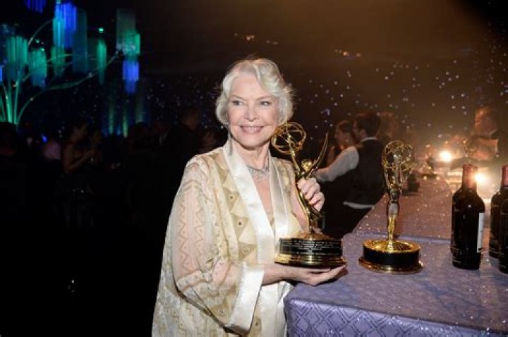 Ellen Burstyn Net Worth: Details About Best, Oscar, Health, Young, Movies - SarkariResult