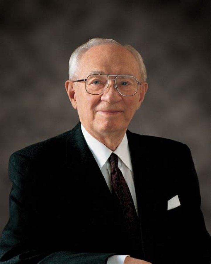 Gordon B. Hinckley