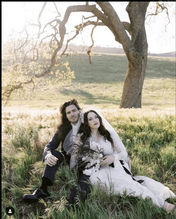 Is Kat Dennings in a Marriage? Discover Kat Dennings' Marital Status - SarkariResult