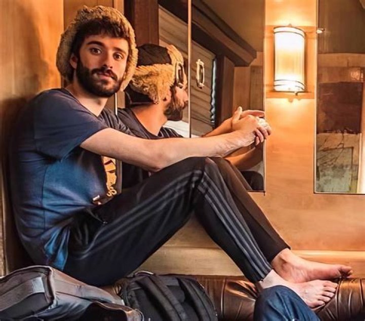 Jack Met Wiki-Bio, Age, Height, Songs, Girlfriend, Net Worth, AJR, Instagram, Interview