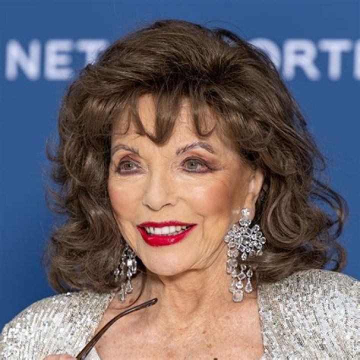 Joan Collins Height, What Is The Hight Of Joan Collins? - SarkariResult