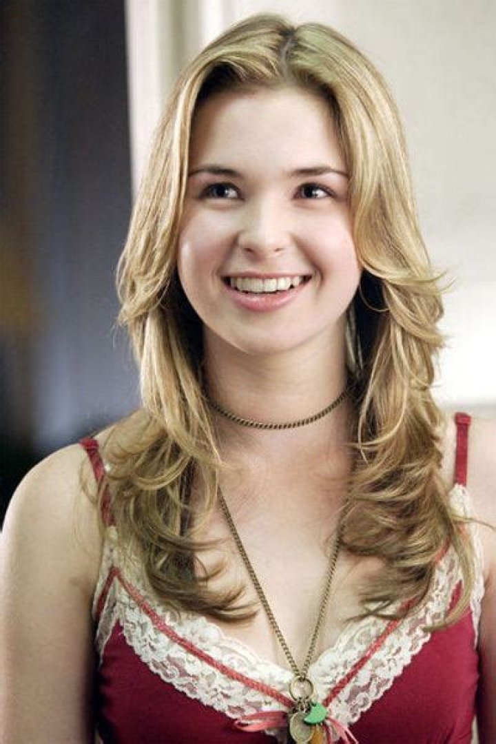 Kirsten Prout Net Worth