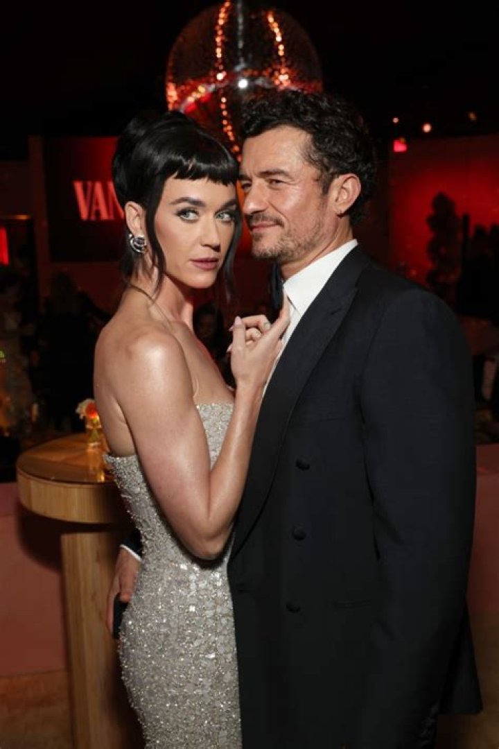 Orlando Bloom Net Worth: Details About Movies, Career, Home, Income, Age - SarkariResult