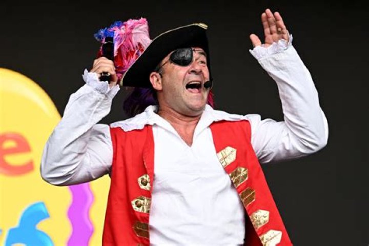 Paul Paddick Net Worth