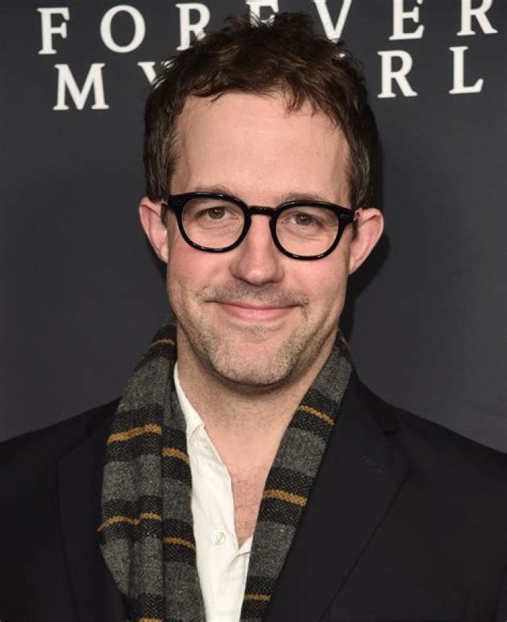 Peter Cambor Net Worth