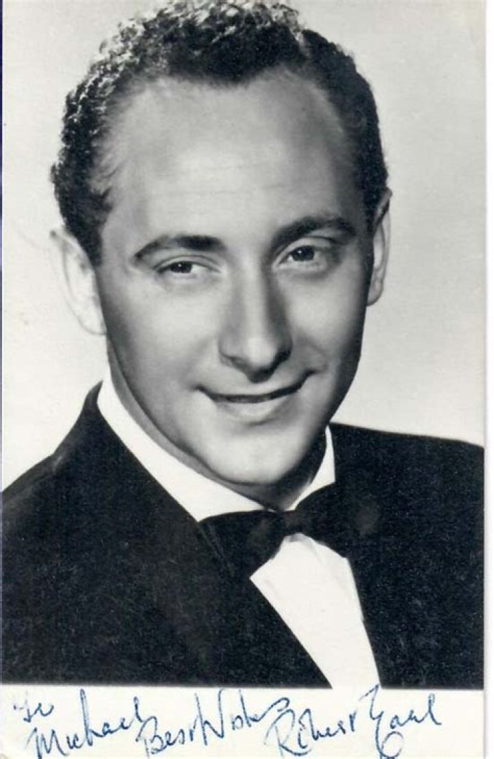 Robert Earl (singer)
