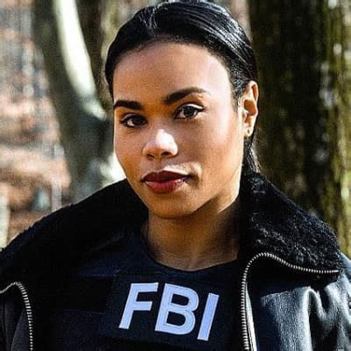 Roxy Sternberg Net Worth