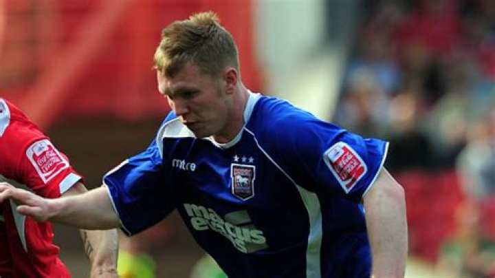 Shane O’Connor (footballer)