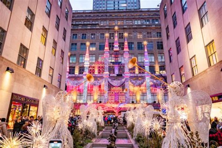 Top Places To Watch The Best Christmas Lights In New York City: Best Places To Go - SarkariResult