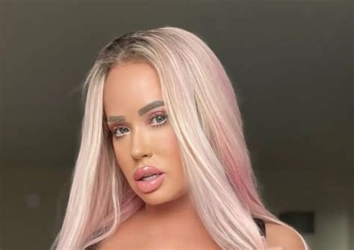 Torri Anders Net Worth