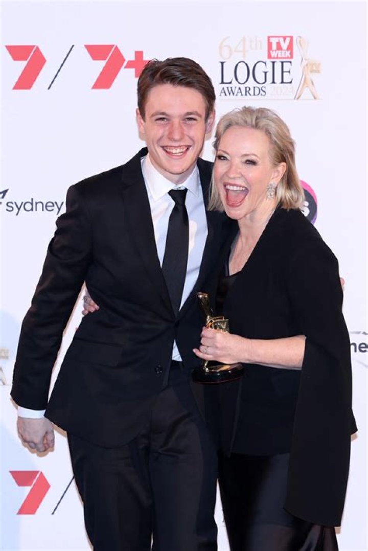 Who Is Rebecca Gibney Husband Richard Bell? Meet Him On Instagram